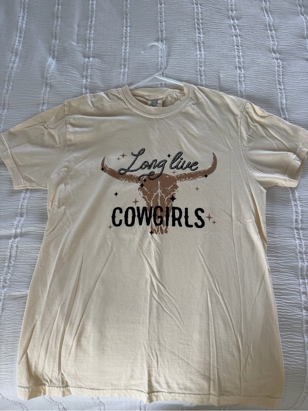 Pink Lily Cream Long Live Cowgirls Graphic Tee
